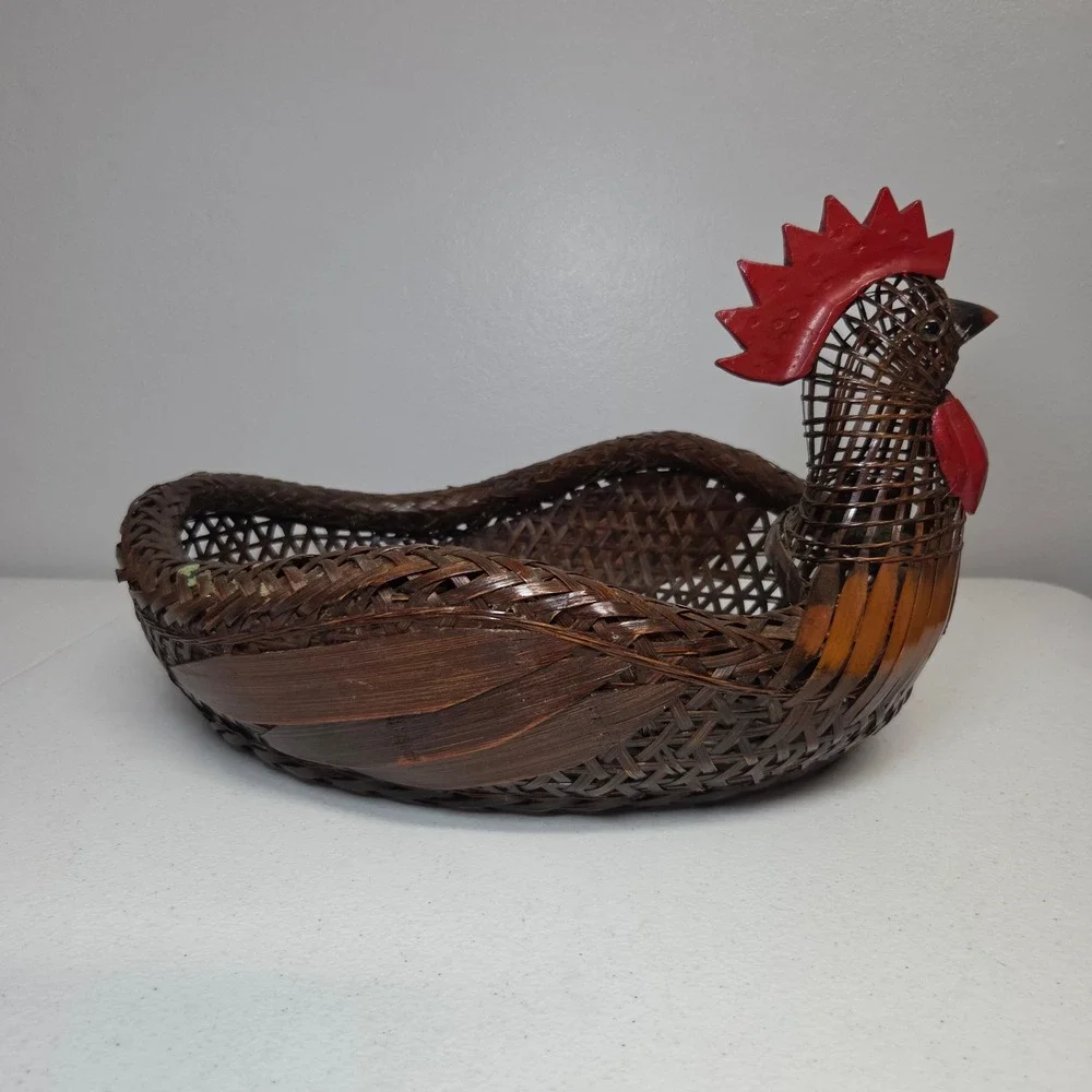 Chicken‎ Rooster Basket Wicker 14 Inch Farmhouse Decor Brown Red Cottagecore